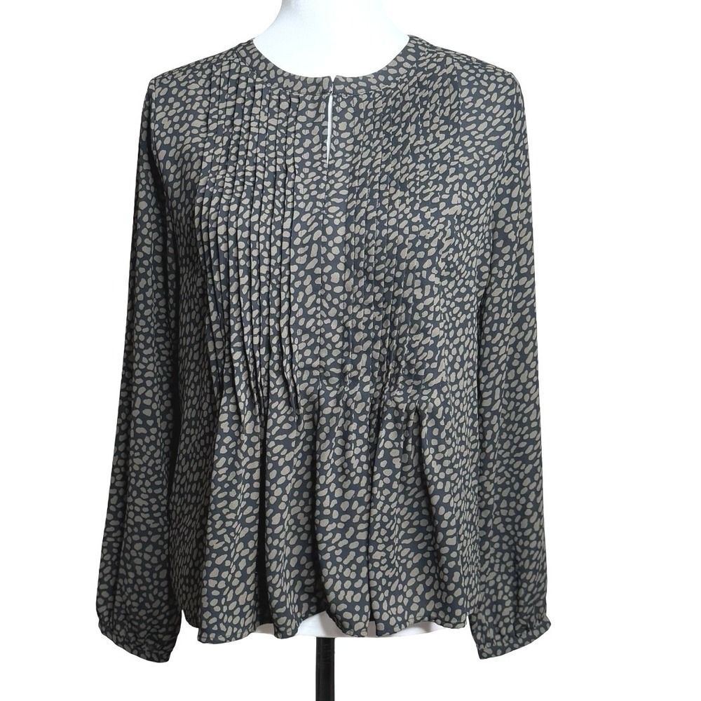 Ann Taylor Pintuck Blouse Animal Print Olive Green Womens Small